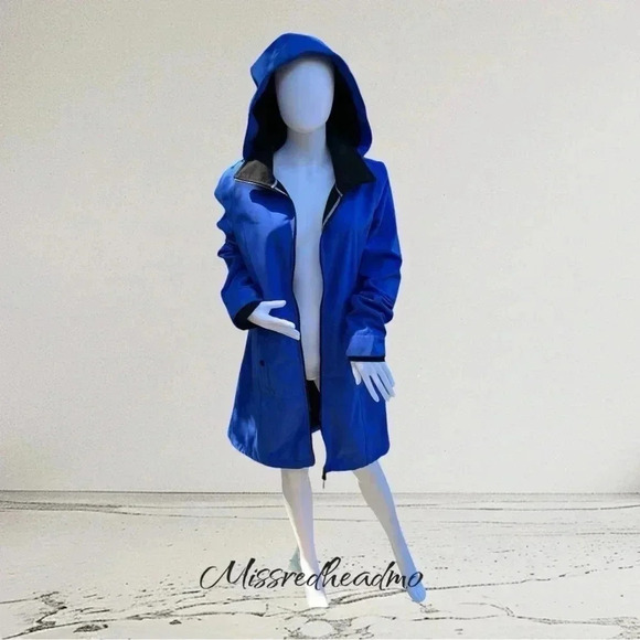 Bylyse Coat - Medium - Picture 2 of 9